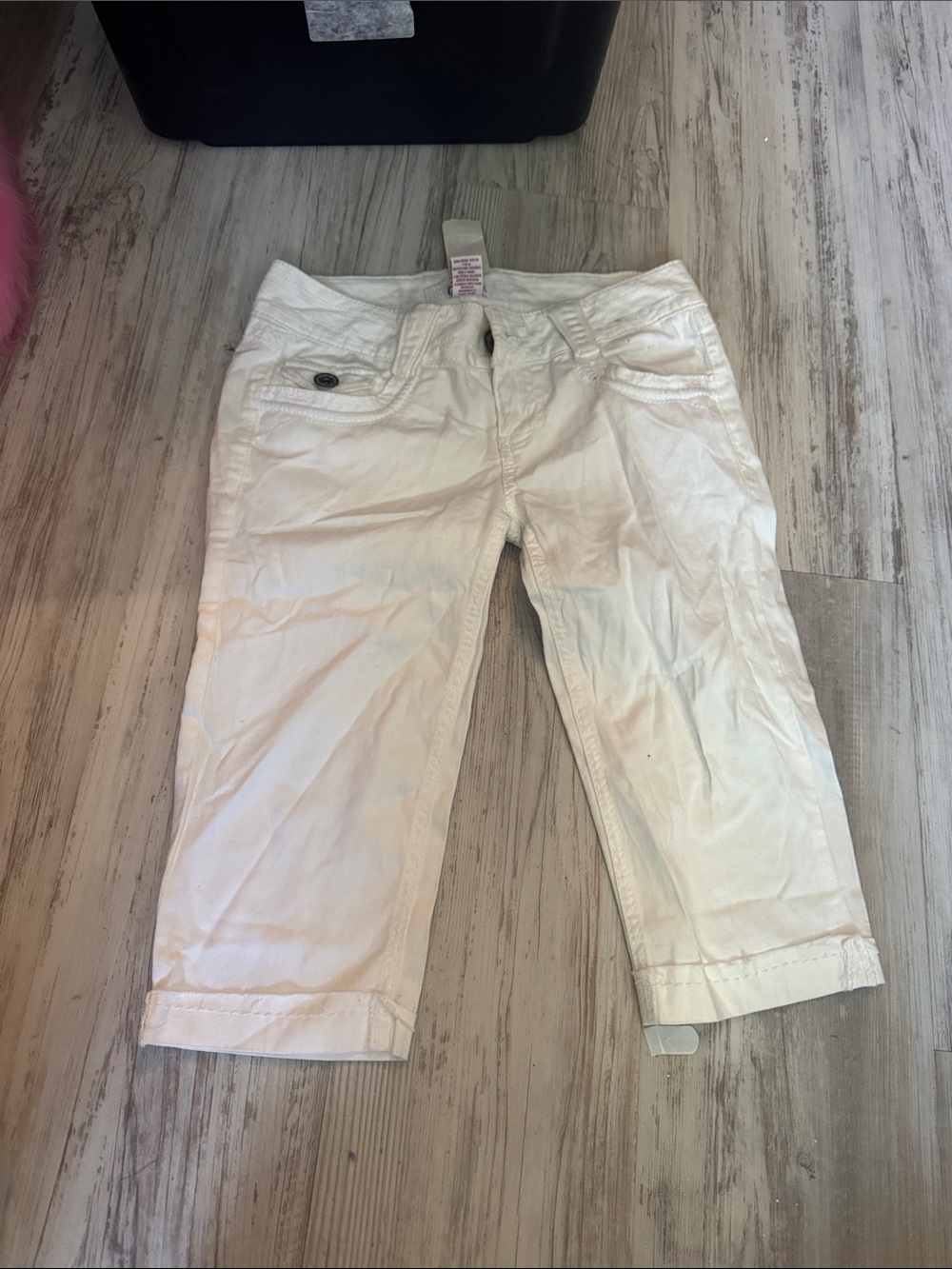 Candises White Capri Pants - Comfortable Everyday Bottoms